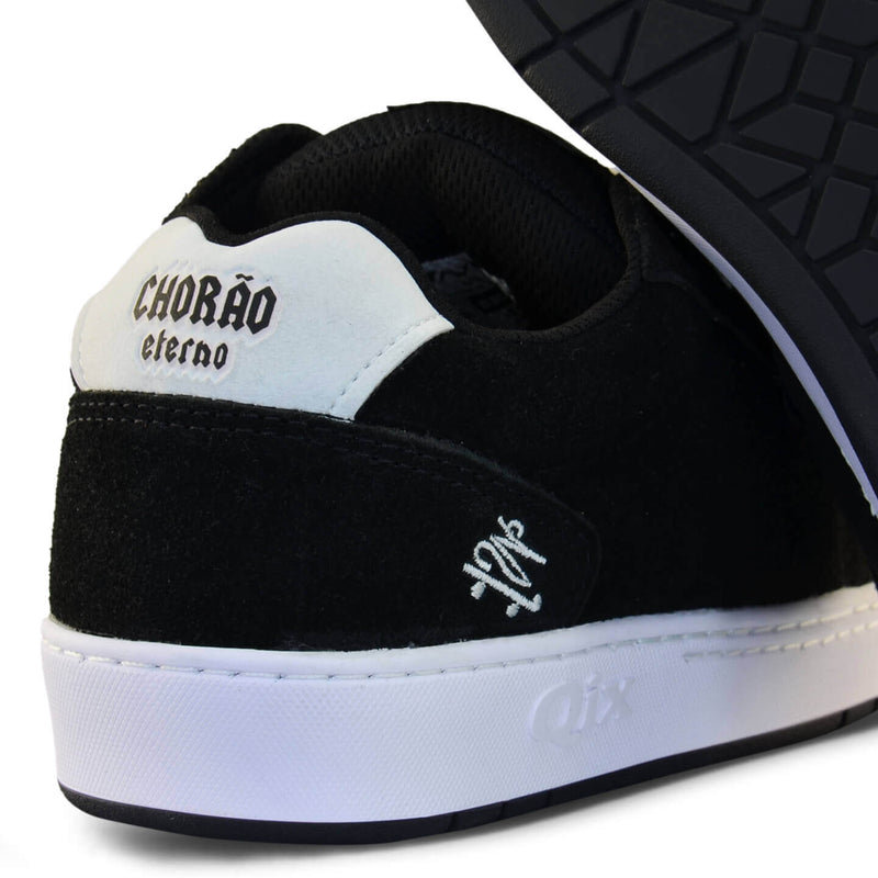 Tênis QIX Chorão Pro Model Allan Mesquita Preto e Branco